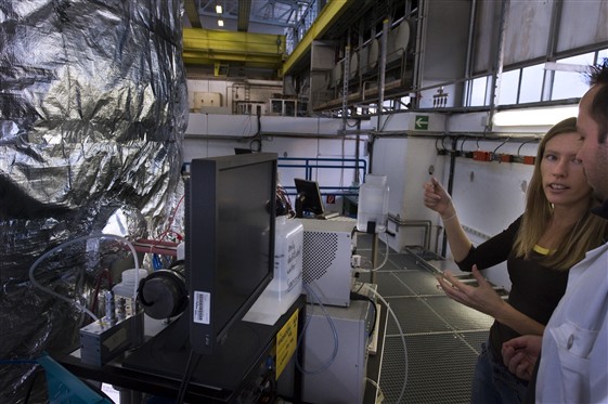 CLOUD experiment during the first beam run December 2009